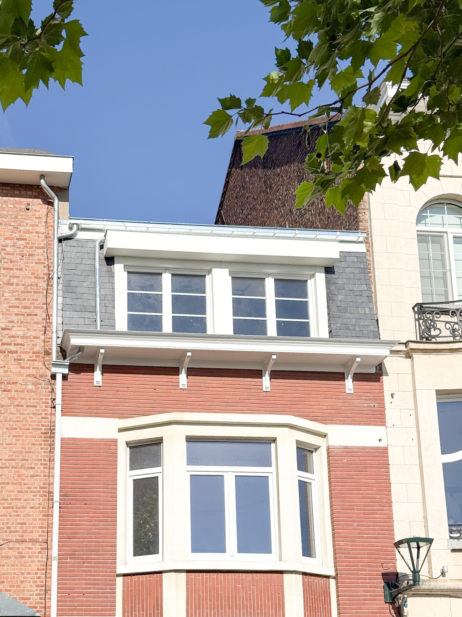Housing MADE